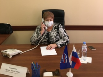 Ирина Кононенко во время приема рассказала о начислении льгот и получении материальной помощи